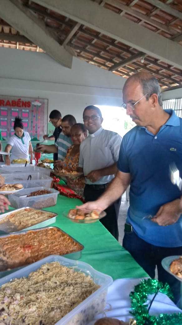 O CAPS Recebe Almoço em Confraternização de Fim de Ano